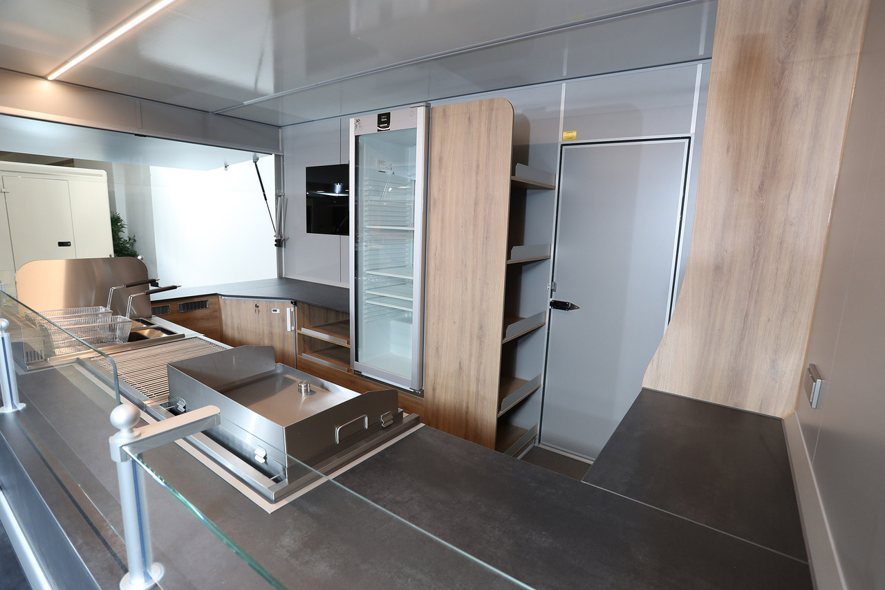 Mobil BORCO HÖHNS - Camión tienda: foto 3 Mobil BORCO HÖHNS - Camión tienda: foto 3