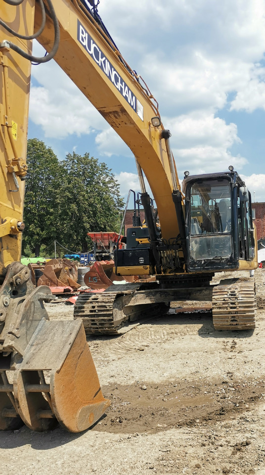 Excavadora de cadenas CATERPILLAR 320 E: foto 6