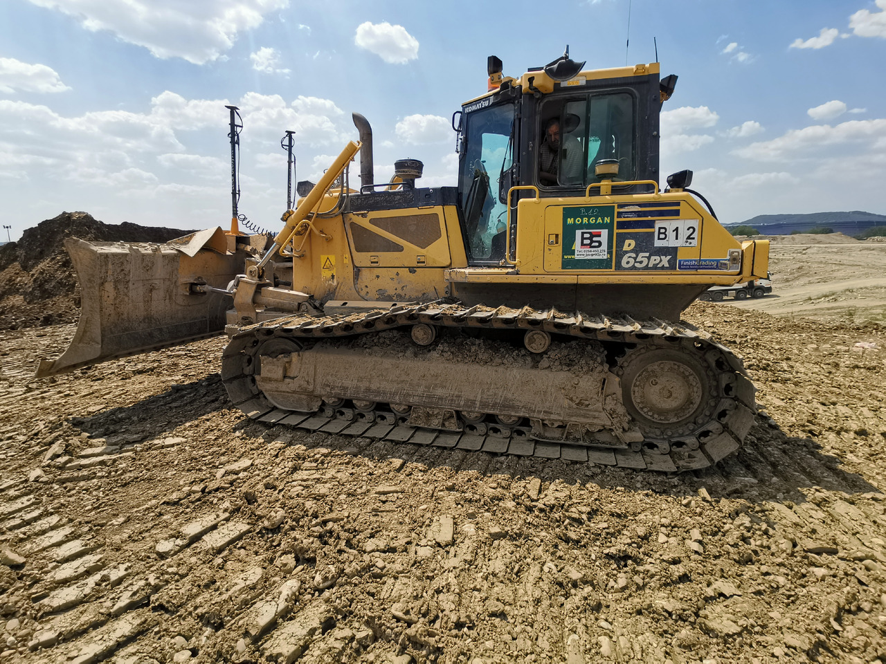 Bulldozer KOMATSU D65 PX 17: foto 7 Bulldozer KOMATSU D65 PX 17: foto 7