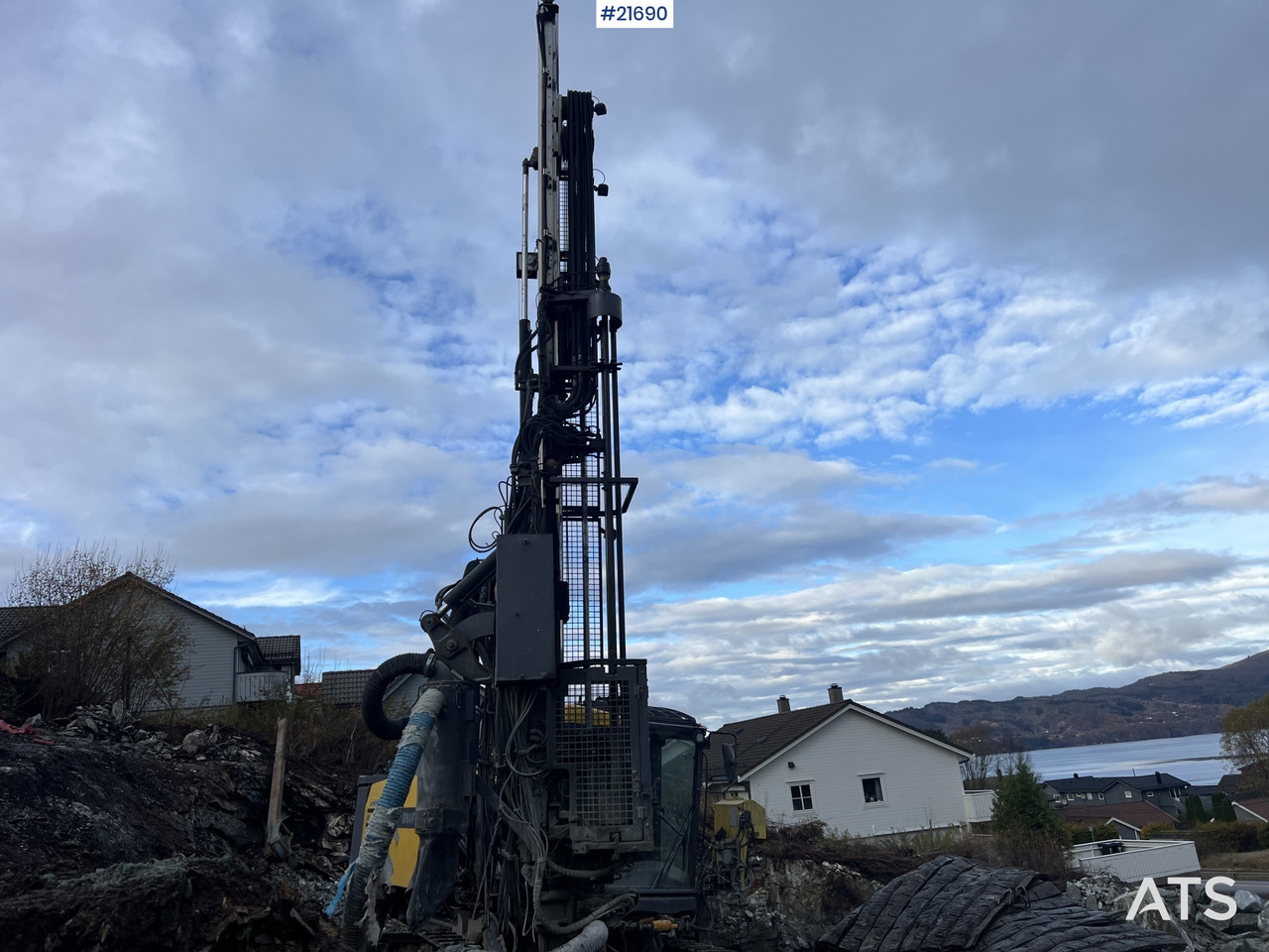 Atlas Copco smartroc T40-11 Borerigg m/ 2560 hammer, CME sliper og Leica gps - Perforadora: foto 4 Atlas Copco smartroc T40-11 Borerigg m/ 2560 hammer, CME sliper og Leica gps - Perforadora: foto 4