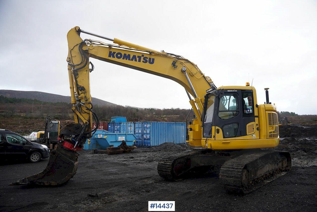 Excavadora Komatsu PC228USLC-10: foto 9