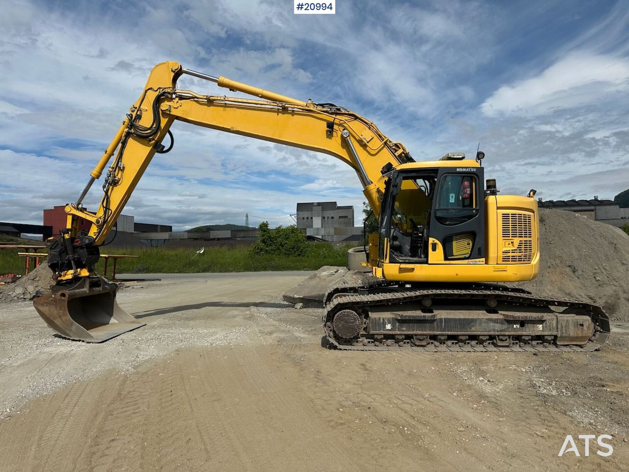 Komatsu PC228USLC-10 - Excavadora de cadenas: foto 3 Komatsu PC228USLC-10 - Excavadora de cadenas: foto 3