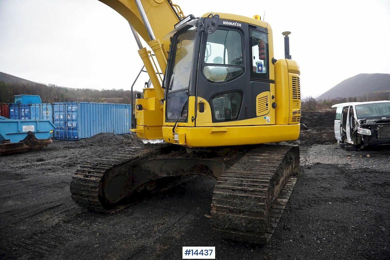 Excavadora Komatsu PC228USLC-10: foto 10