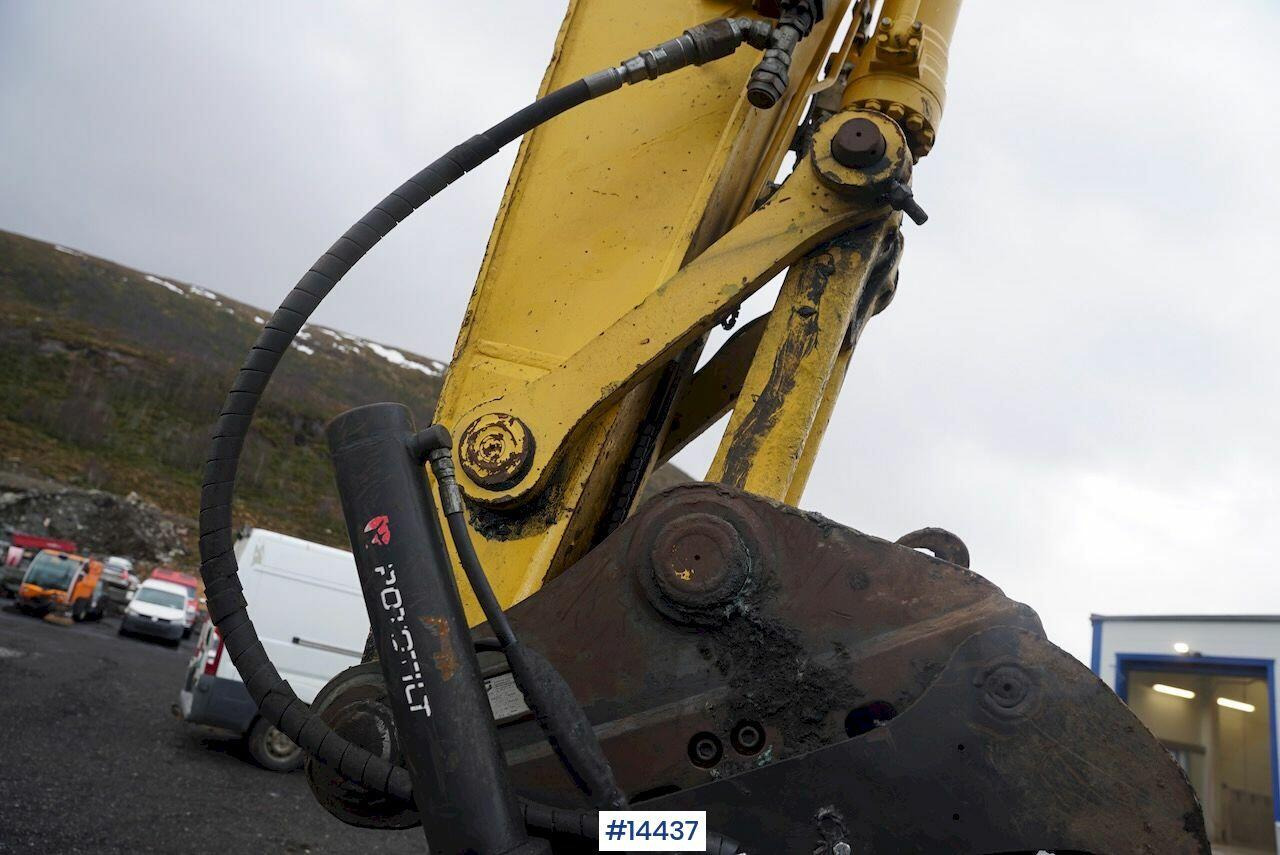 Excavadora Komatsu PC228USLC-10: foto 37