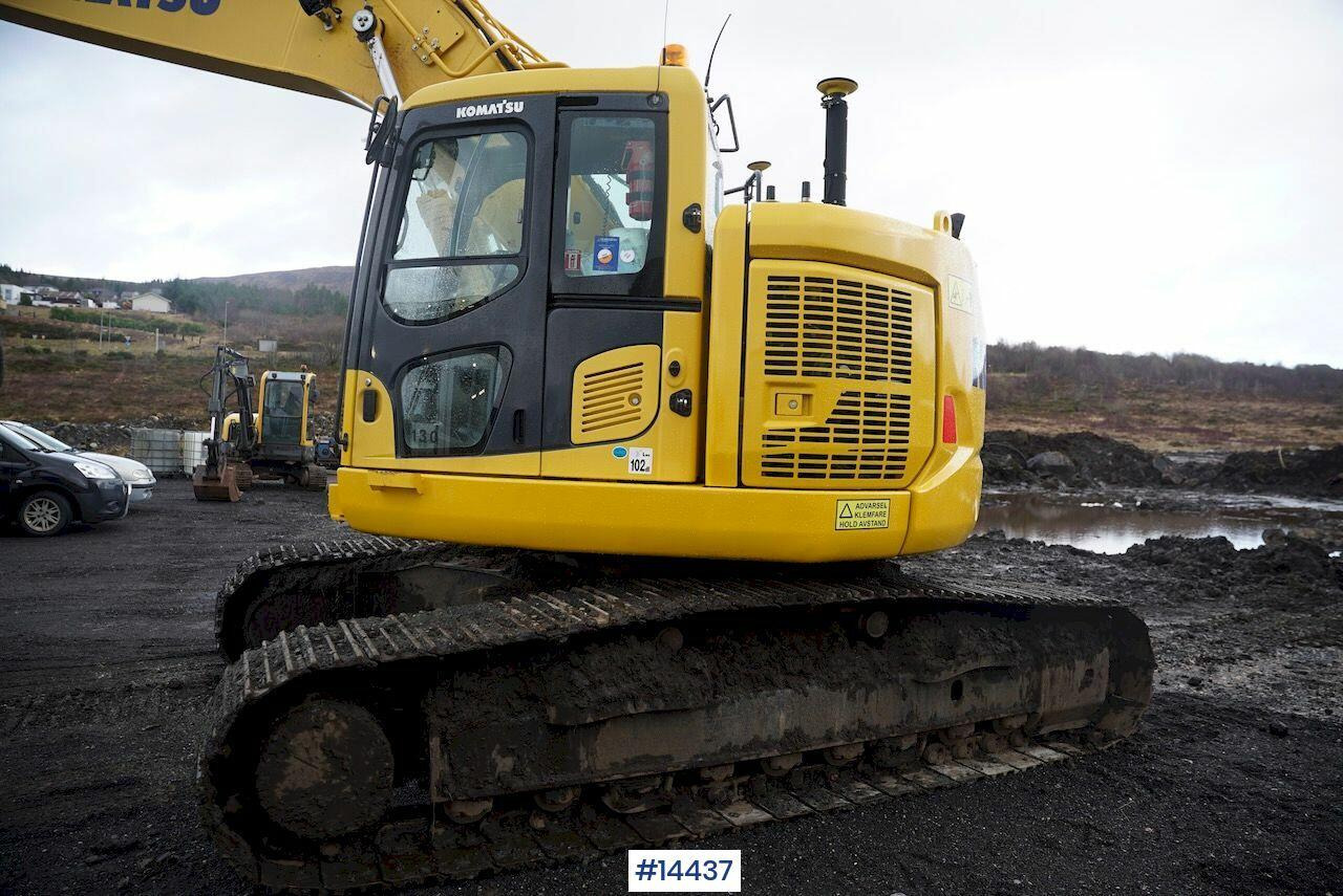 Excavadora Komatsu PC228USLC-10: foto 11
