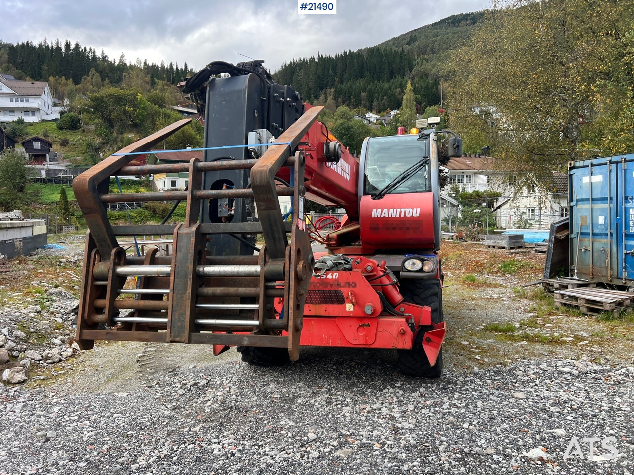 Manitou MRT2540 m/ radiostyring, mannskapskorg, 2 sett pallegafler, jibb med vinsj (1.5 tonn) - Manipulador telescópico: foto 2 Manitou MRT2540 m/ radiostyring, mannskapskorg, 2 sett pallegafler, jibb med vinsj (1.5 tonn) - Manipulador telescópico: foto 2