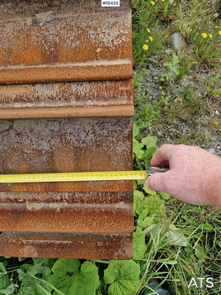 Bulldozer New Holland D150B: foto 7