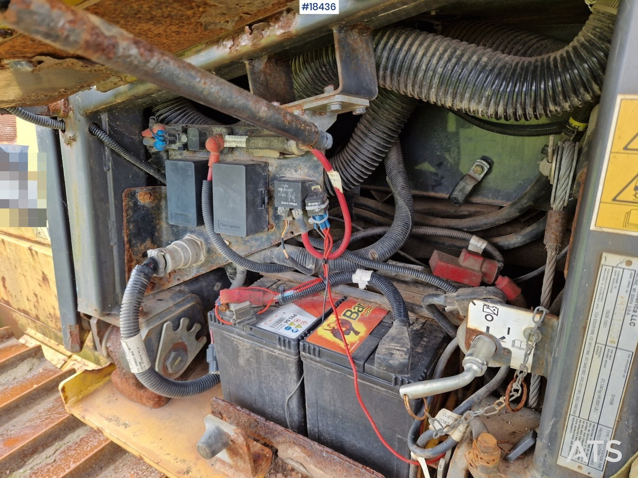 Bulldozer New Holland D150B: foto 21