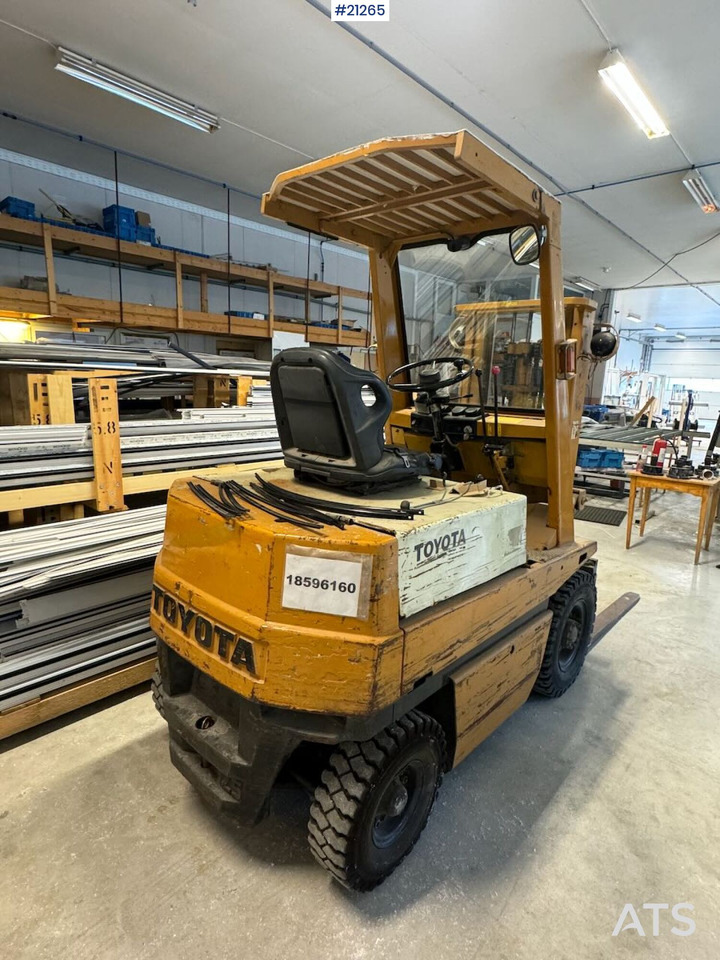 Toyota 3FB25 - Carretilla elevadora eléctrica: foto 3 Toyota 3FB25 - Carretilla elevadora eléctrica: foto 3