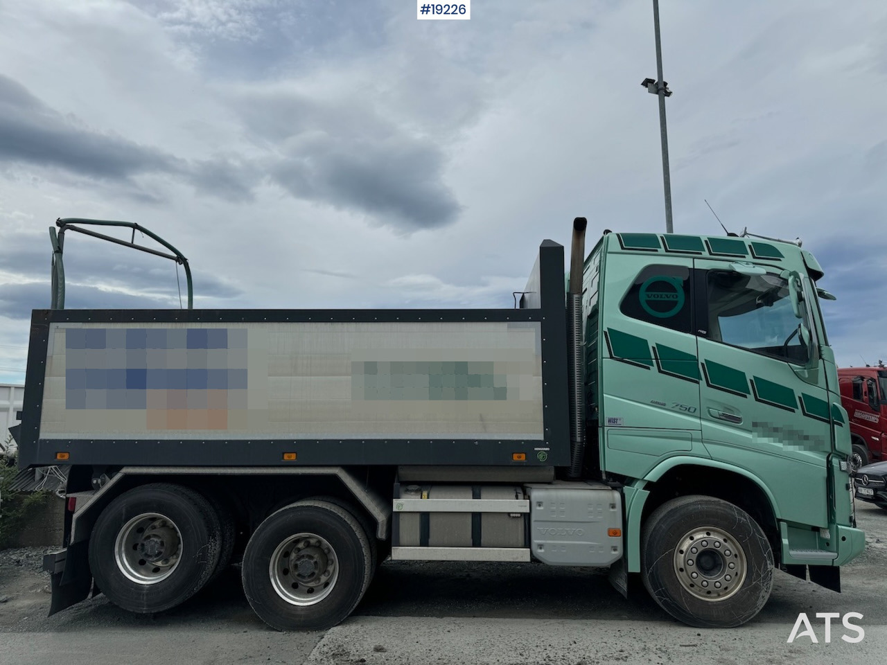 Volvo FH16 750 - Camión volquete: foto 2 Volvo FH16 750 - Camión volquete: foto 2