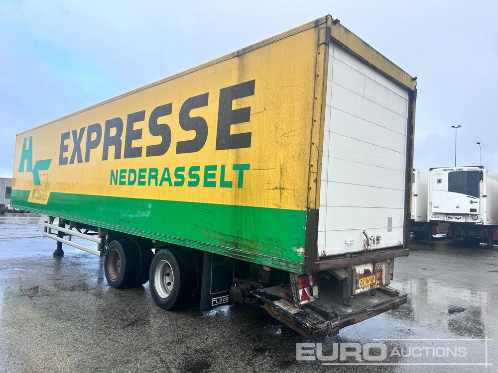 2002 Floor Box Trailer, 2 Axle, Rolldoor, Taillift (Dutch Reg. Docs) - Equipo de construcción: foto 5 2002 Floor Box Trailer, 2 Axle, Rolldoor, Taillift (Dutch Reg. Docs) - Equipo de construcción: foto 5