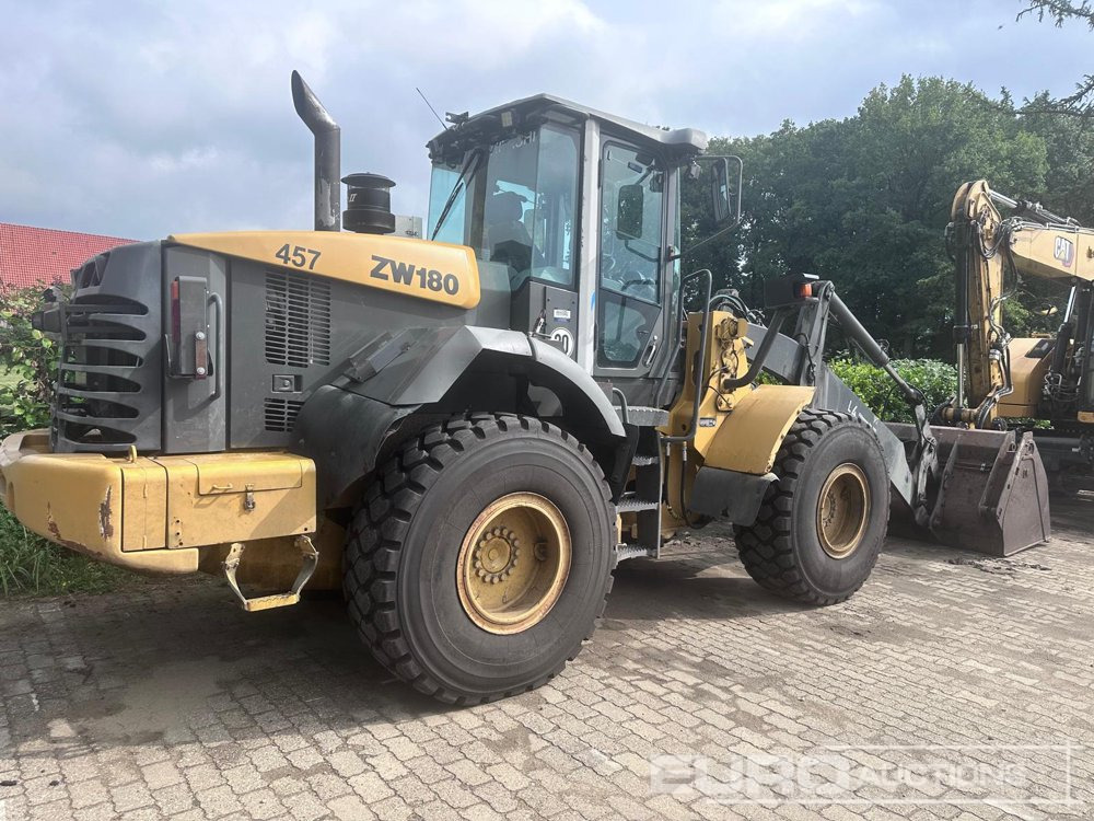 2013 Hitachi ZW180 - Cargadora de ruedas: foto 2 2013 Hitachi ZW180 - Cargadora de ruedas: foto 2