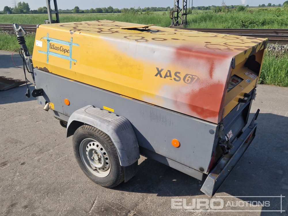 2015 Atlas Copco XAS67 130CFM - Compresor de aire: foto 2 2015 Atlas Copco XAS67 130CFM - Compresor de aire: foto 2