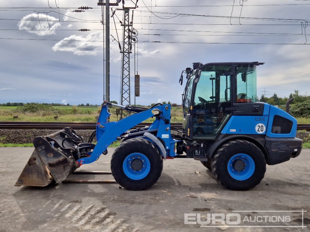 2016 Kubota R065 - Cargadora de ruedas: foto 2 2016 Kubota R065 - Cargadora de ruedas: foto 2