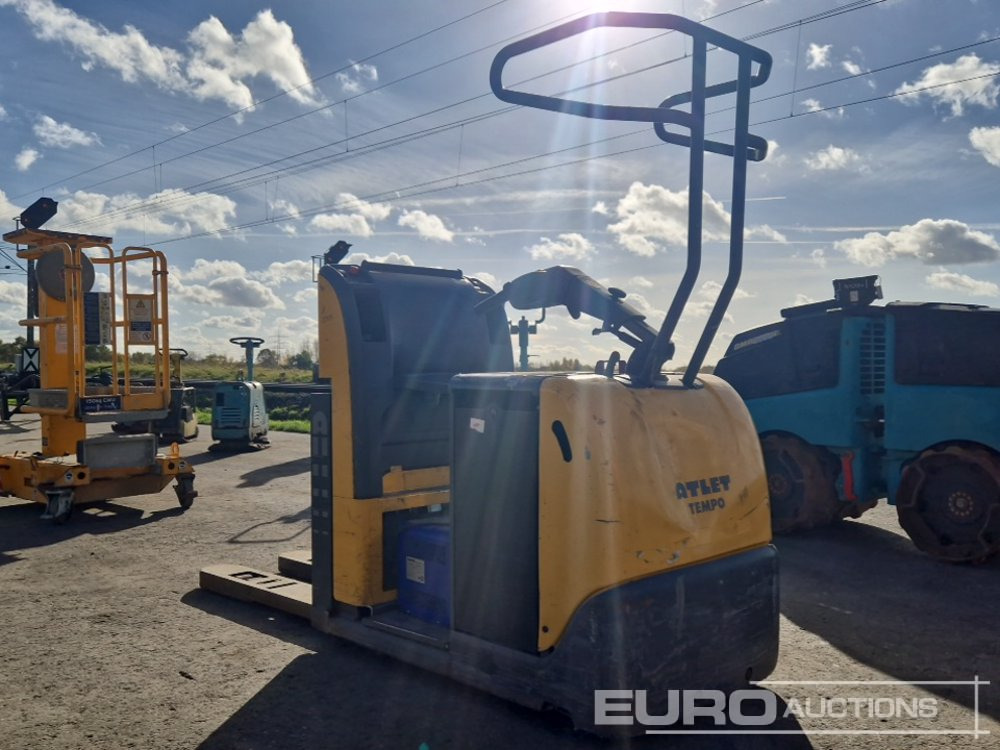 Atlet PPD/200S Electric Ride-On Pallet Truck, Charger - Equipo de manutención: foto 2 Atlet PPD/200S Electric Ride-On Pallet Truck, Charger - Equipo de manutención: foto 2