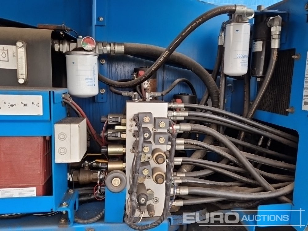 Plataforma elevadora Genie Z-135: foto 36