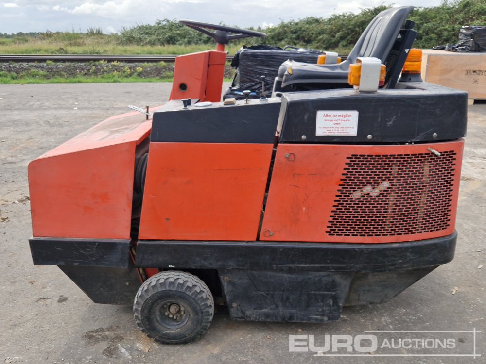 Hako Jonas 1200 - Barredora industrial: foto 2 Hako Jonas 1200 - Barredora industrial: foto 2