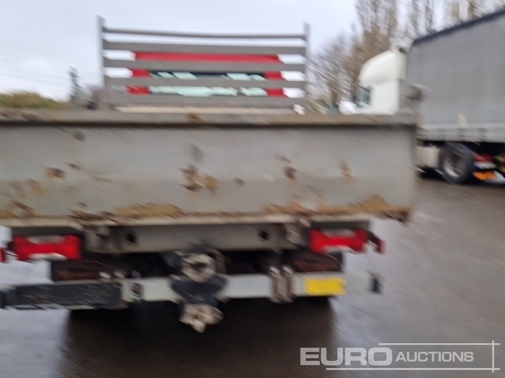 Iveco Van Pick-Up, Manual Gearbox, Dropside - Furgoneta caja abierta: foto 4 Iveco Van Pick-Up, Manual Gearbox, Dropside - Furgoneta caja abierta: foto 4