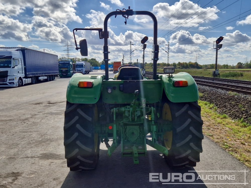 John Deere 5065E - Tractor: foto 4 John Deere 5065E - Tractor: foto 4