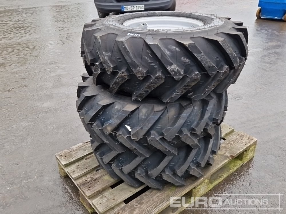 Mitas 11.5/80-15.5 Tyres with Rims (3 of) - Neumático: foto 2 Mitas 11.5/80-15.5 Tyres with Rims (3 of) - Neumático: foto 2