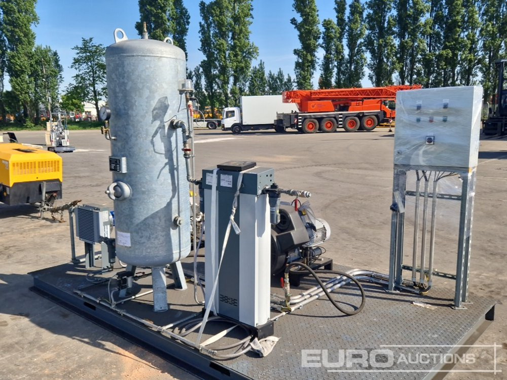 Unused Atlas Copco LE15-10UV Electric Compressor (2 of) - Compresor de aire: foto 3 Unused Atlas Copco LE15-10UV Electric Compressor (2 of) - Compresor de aire: foto 3