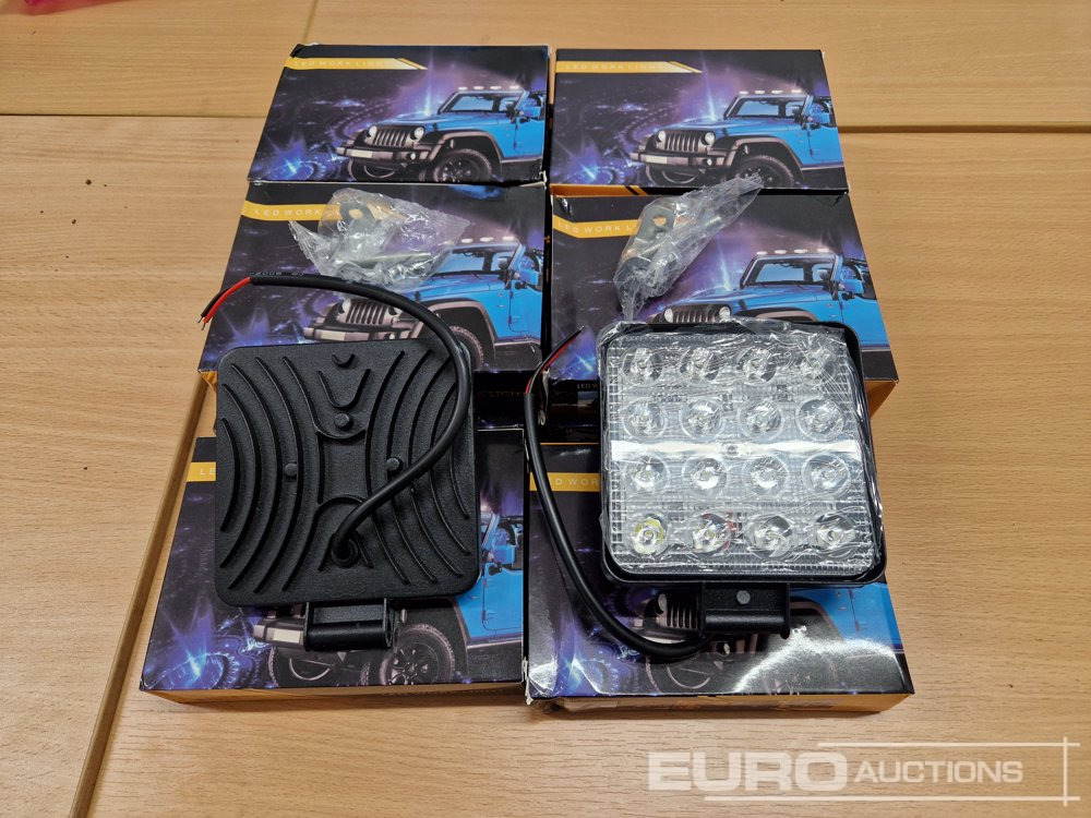 Unused LED Work Lights, 48w, 12V/24V, Adjustable Bracket, IP67 Waterproof, 6000k White (10 of) - Equipo de taller: foto 2 Unused LED Work Lights, 48w, 12V/24V, Adjustable Bracket, IP67 Waterproof, 6000k White (10 of) - Equipo de taller: foto 2