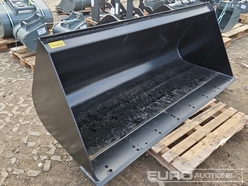 Unused Strickland 90" Front Loading Bucket to suit Manitou Telehandler - Cazo: foto 4 Unused Strickland 90" Front Loading Bucket to suit Manitou Telehandler - Cazo: foto 4