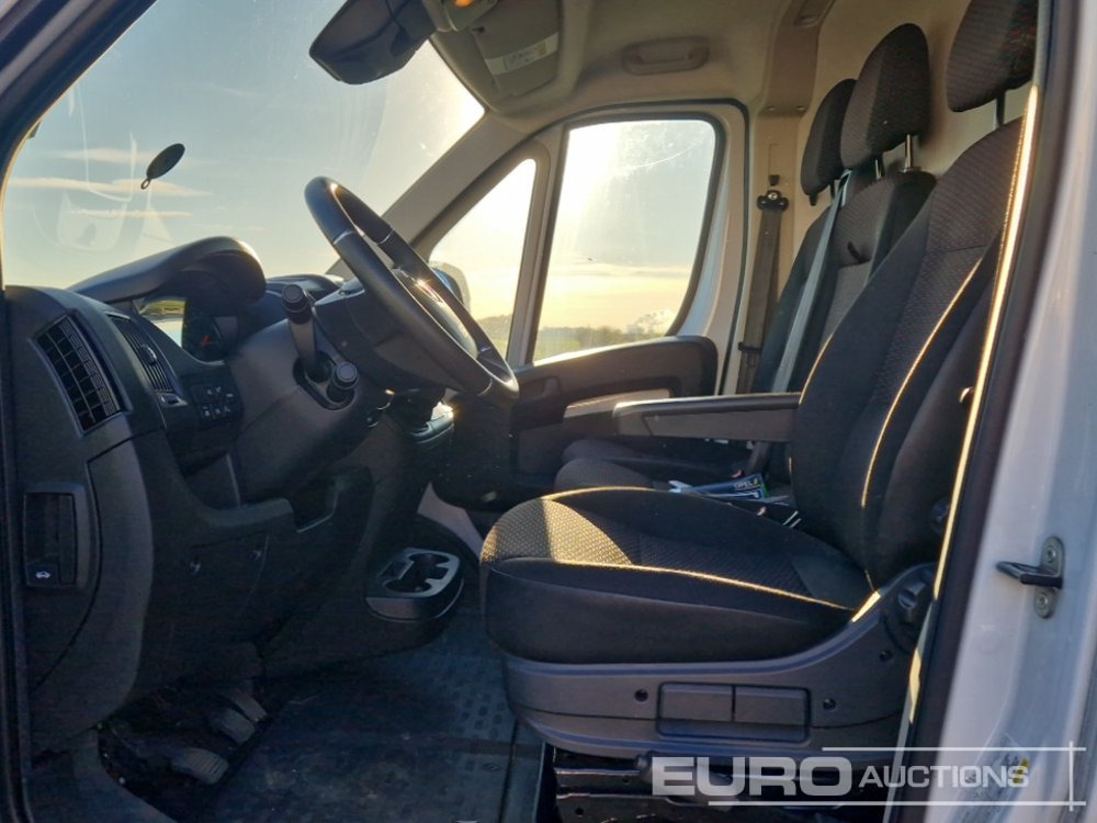 Furgoneta 2023 Opel Movano: foto 13