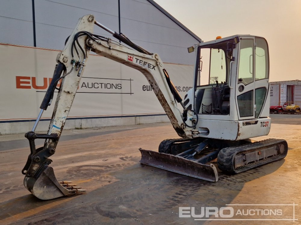 Terex TC-37 - Miniexcavadora: foto 1 Terex TC-37 - Miniexcavadora: foto 1