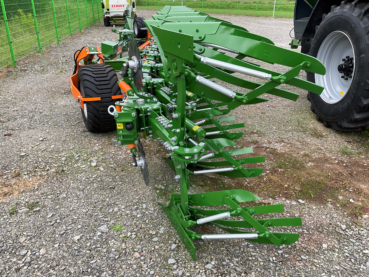 Amazone Tyrok 400 OL V 7 1 100 - Arado: foto 3 Amazone Tyrok 400 OL V 7 1 100 - Arado: foto 3