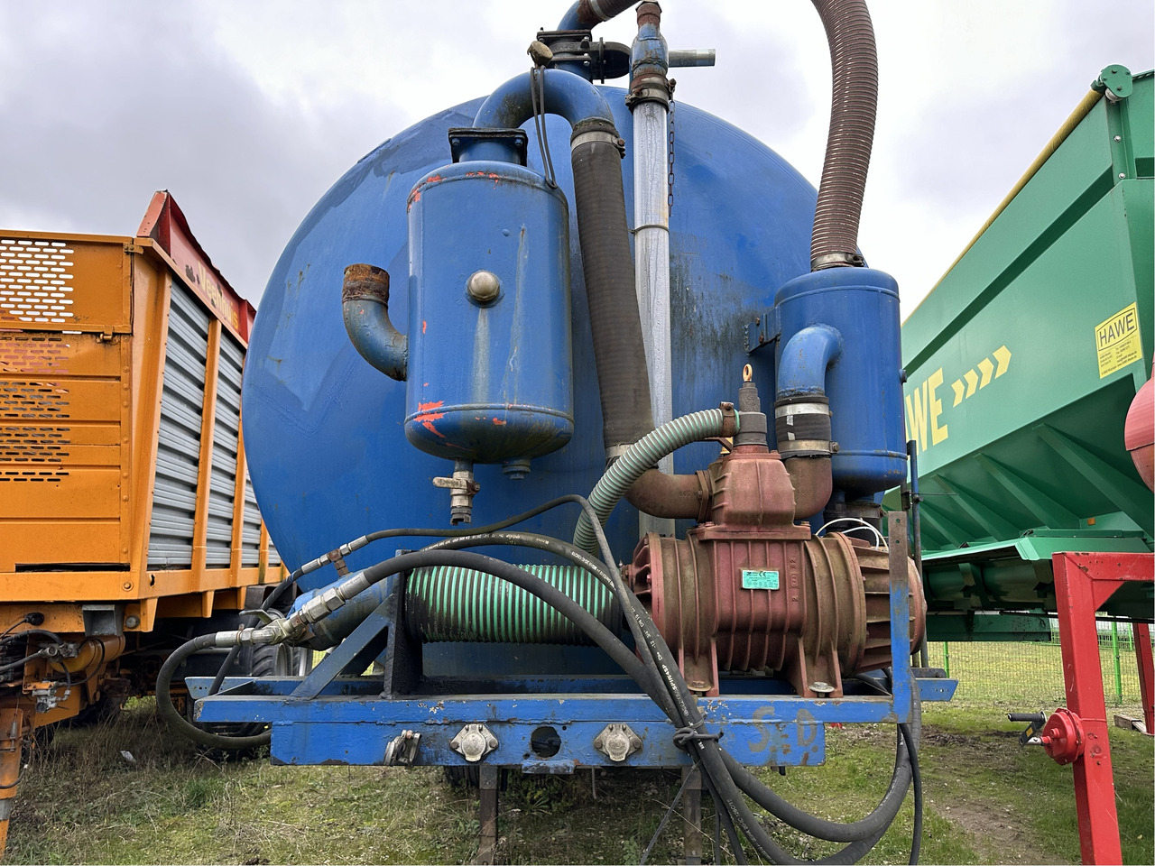 Bardenhorst Gülletransportauflieger 28.000 - Maquinaria para fertilización: foto 3 Bardenhorst Gülletransportauflieger 28.000 - Maquinaria para fertilización: foto 3