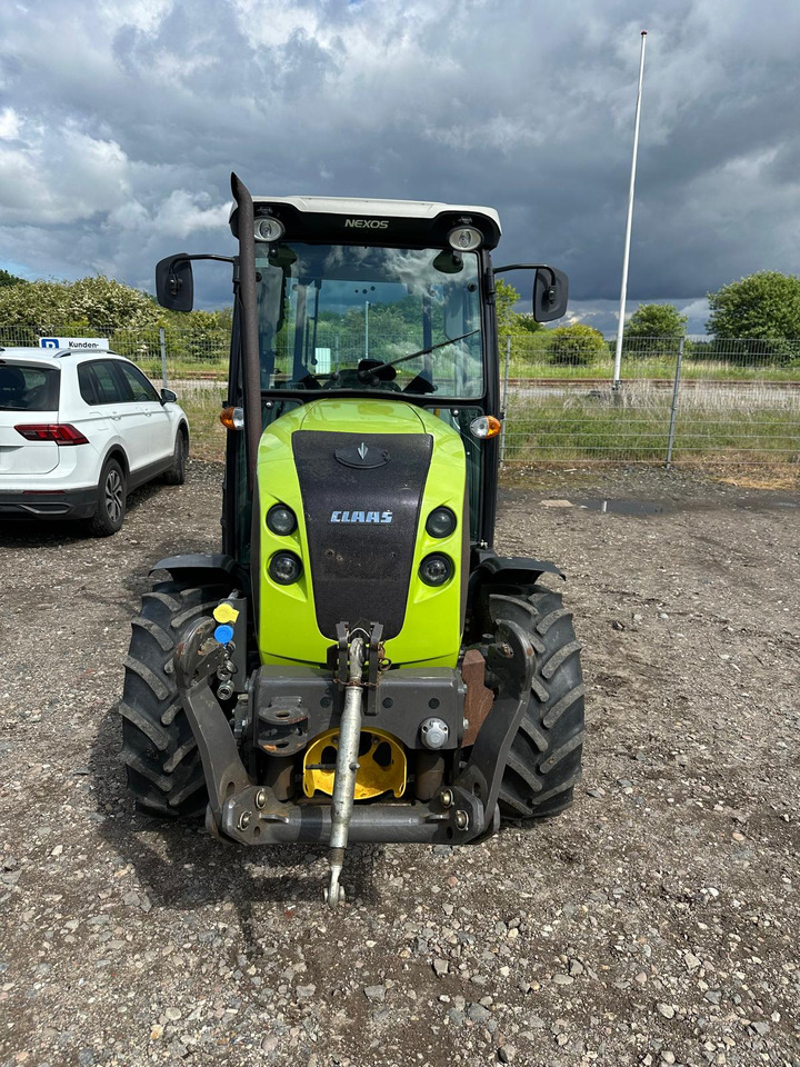 Tractor Claas Nexos 210 VL: foto 16