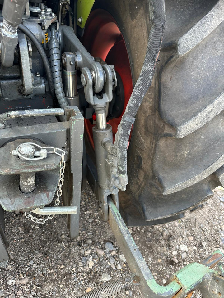 Tractor Claas Nexos 210 VL: foto 12