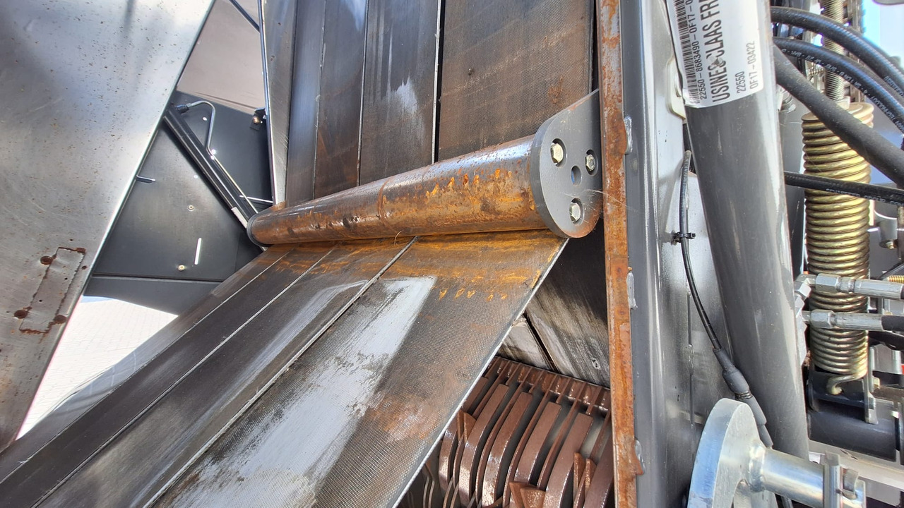 Claas Variant 485 RC - Maquinaria de henificación: foto 3 Claas Variant 485 RC - Maquinaria de henificación: foto 3