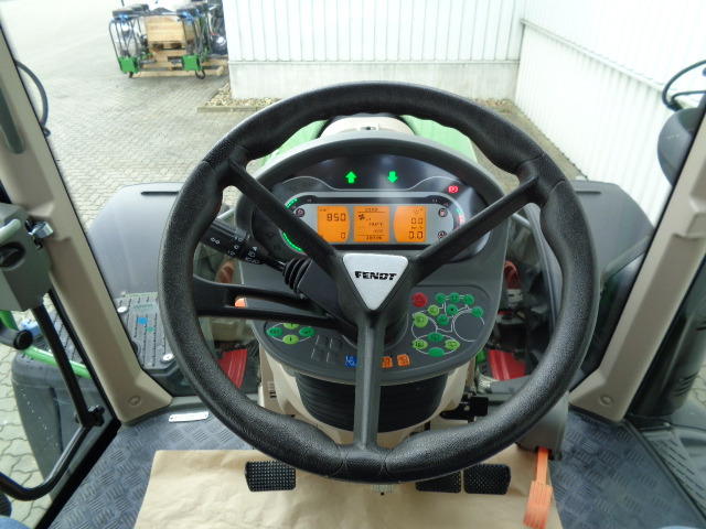 Fendt 516 Vario S4 ProfiPlus - Tractor: foto 3 Fendt 516 Vario S4 ProfiPlus - Tractor: foto 3