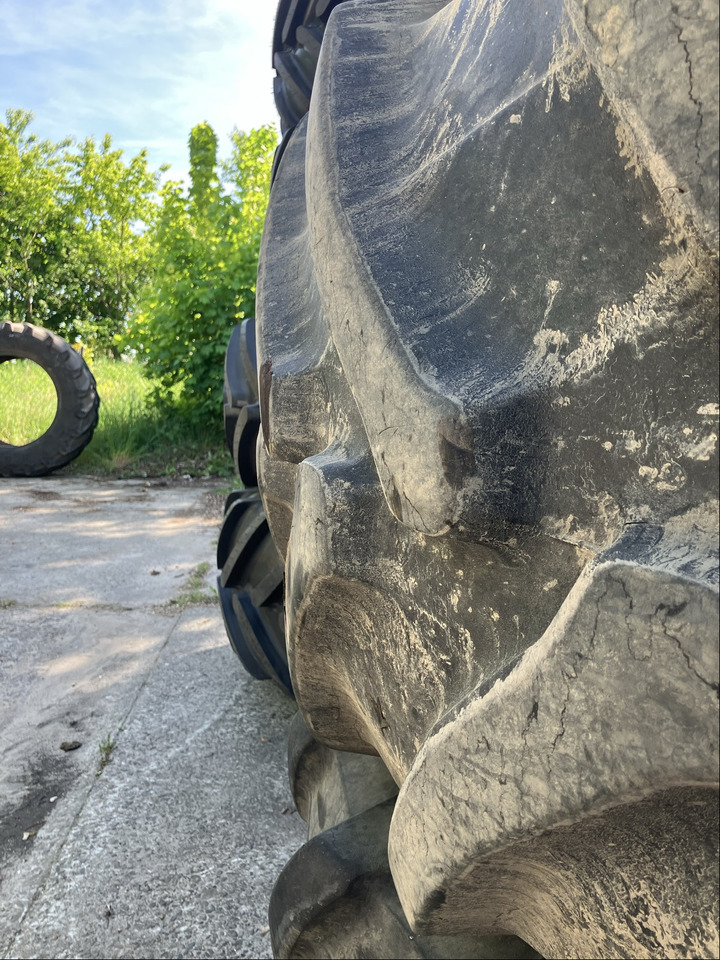 Fendt 600/70R34 710/75R42 - Neumáticos y llantas: foto 4 Fendt 600/70R34 710/75R42 - Neumáticos y llantas: foto 4