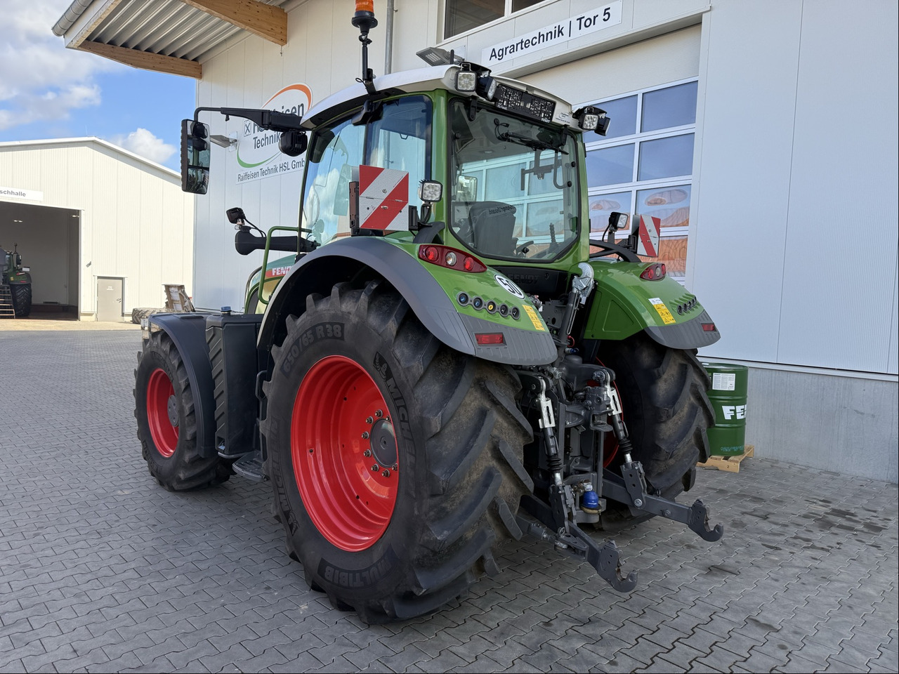 Tractor Fendt 718 Vario Gen6 ProfiPlus: foto 10