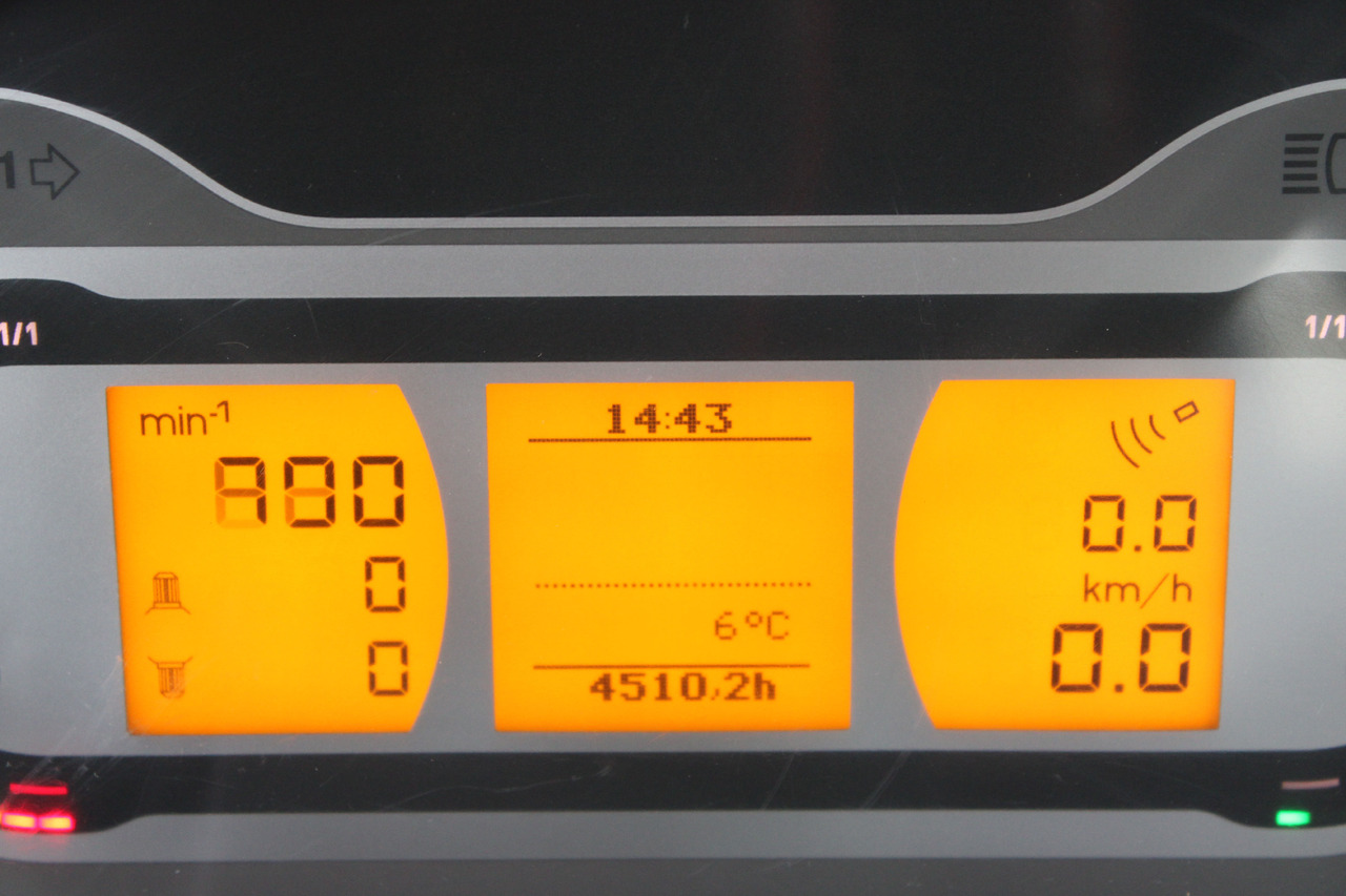 Fendt 718 Vario S4 ProfiPlus - Tractor: foto 3 Fendt 718 Vario S4 ProfiPlus - Tractor: foto 3