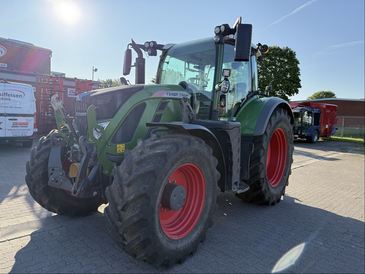 Fendt 724 Vario S4 ProfiPlus - Tractor: foto 1 Fendt 724 Vario S4 ProfiPlus - Tractor: foto 1