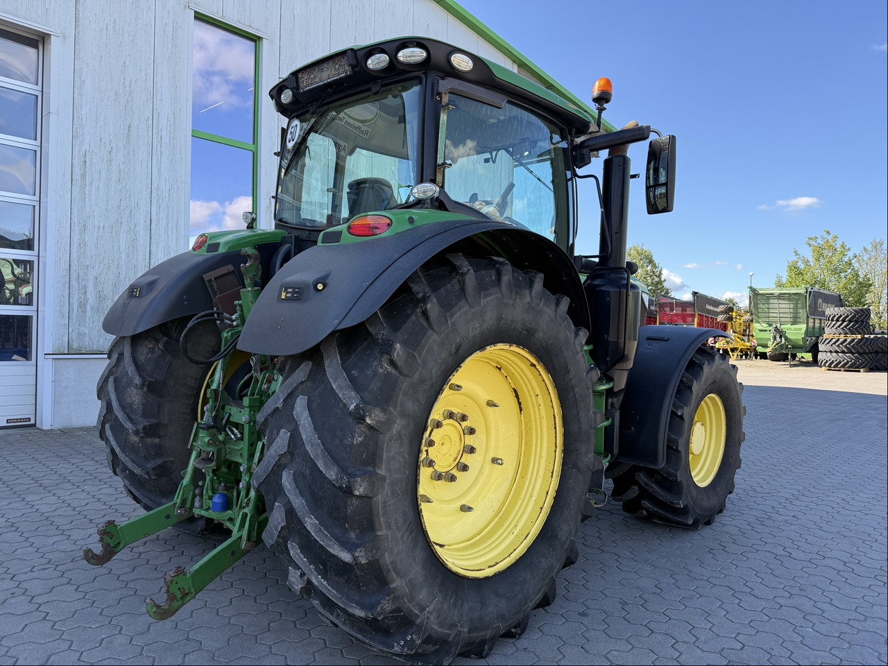 John Deere 6215R - Tractor: foto 5 John Deere 6215R - Tractor: foto 5