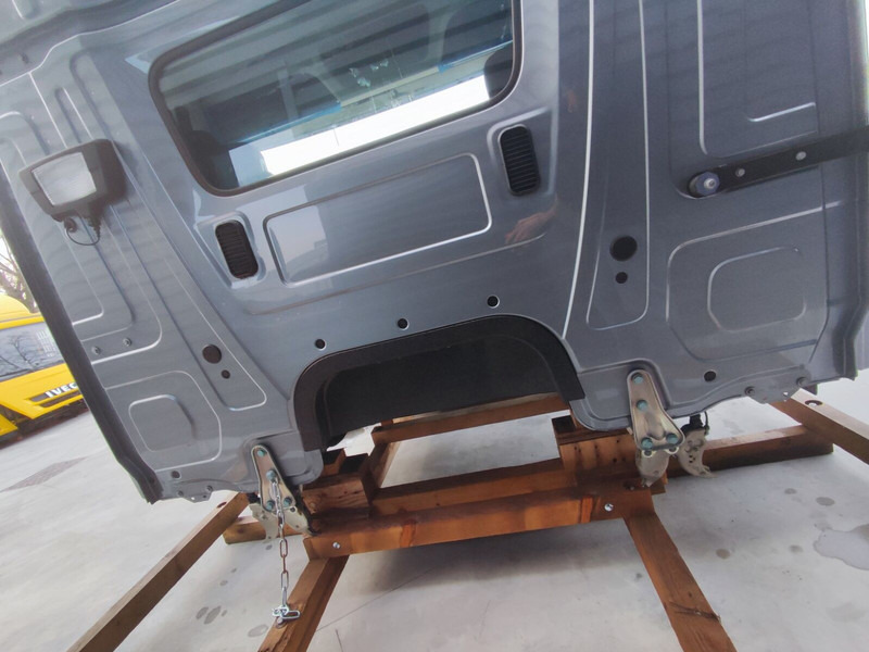 Cabina e interior para Camión Mercedes-Benz ANTOS AROCS " S TYPE " 2300mm MP4: foto 9 Cabina e interior para Camión Mercedes-Benz ANTOS AROCS " S TYPE " 2300mm MP4: foto 9