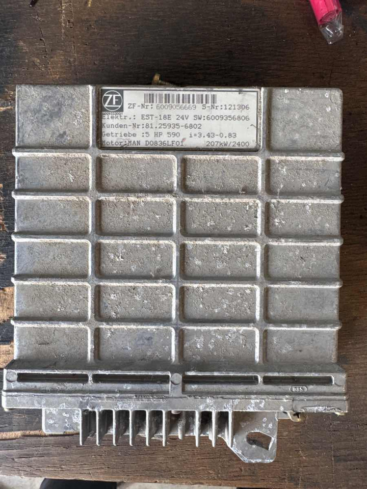 MAN ECU EST 81.25935-6802 - Sistema eléctrico para Camión: foto 1 MAN ECU EST 81.25935-6802 - Sistema eléctrico para Camión: foto 1