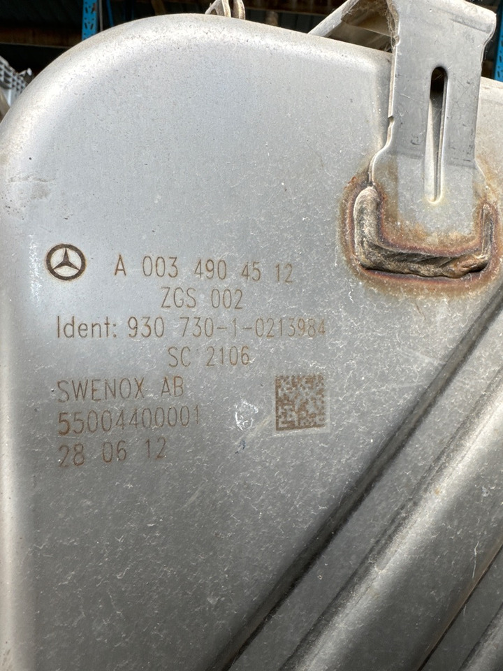 MERCEDES EXHAUST A0034904512 - Convertidor catalítico para Camión: foto 1 MERCEDES EXHAUST A0034904512 - Convertidor catalítico para Camión: foto 1
