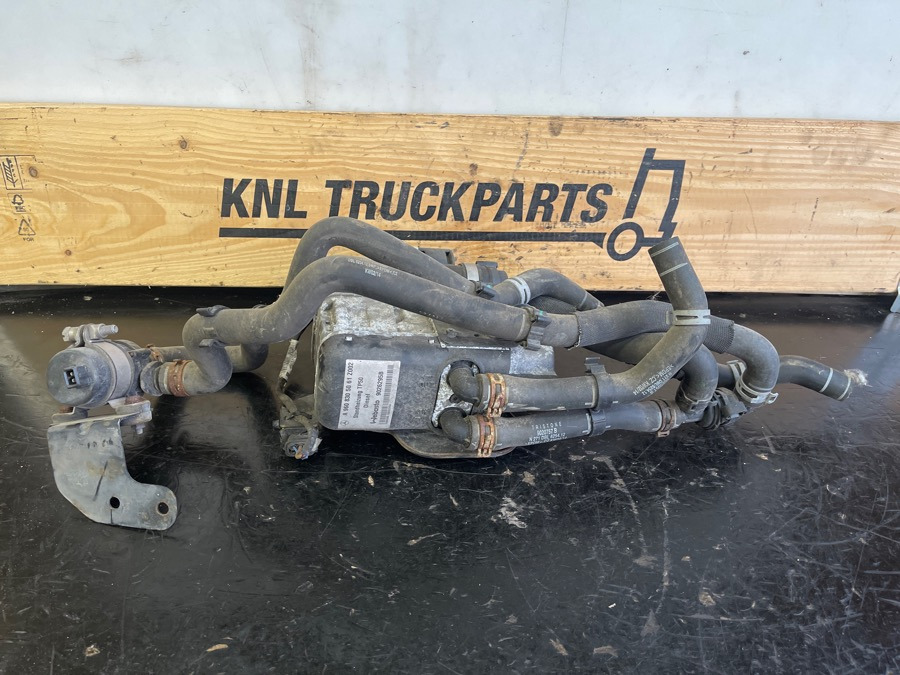 MERCEDES WATER HEATER A9608305061 - Cabina e interior para Camión: foto 1 MERCEDES WATER HEATER A9608305061 - Cabina e interior para Camión: foto 1