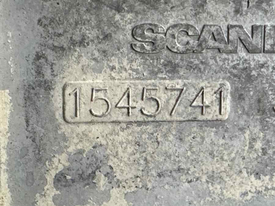 SCANIA ENGINE COVER 1545741 - Motor y piezas para Camión: foto 3 SCANIA ENGINE COVER 1545741 - Motor y piezas para Camión: foto 3
