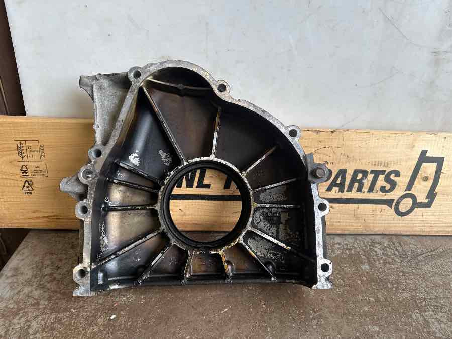 SCANIA FRONT COVER 1794095 - Motor y piezas para Camión: foto 2 SCANIA FRONT COVER 1794095 - Motor y piezas para Camión: foto 2