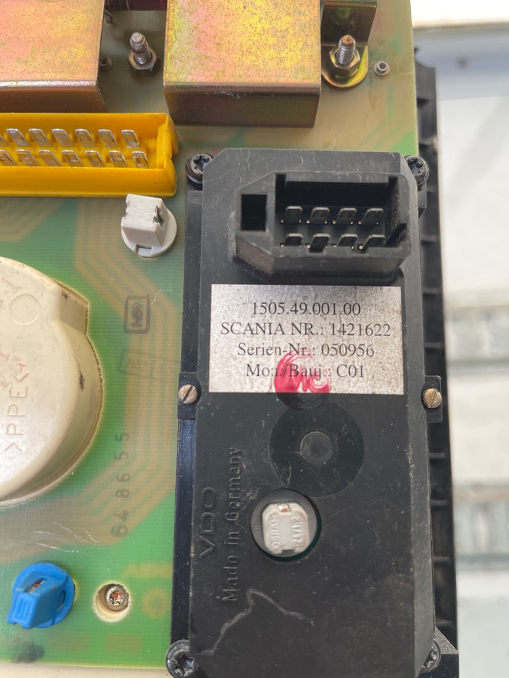 SCANIA INSTRUMENT 1421622 - Cabina e interior para Camión: foto 4 SCANIA INSTRUMENT 1421622 - Cabina e interior para Camión: foto 4