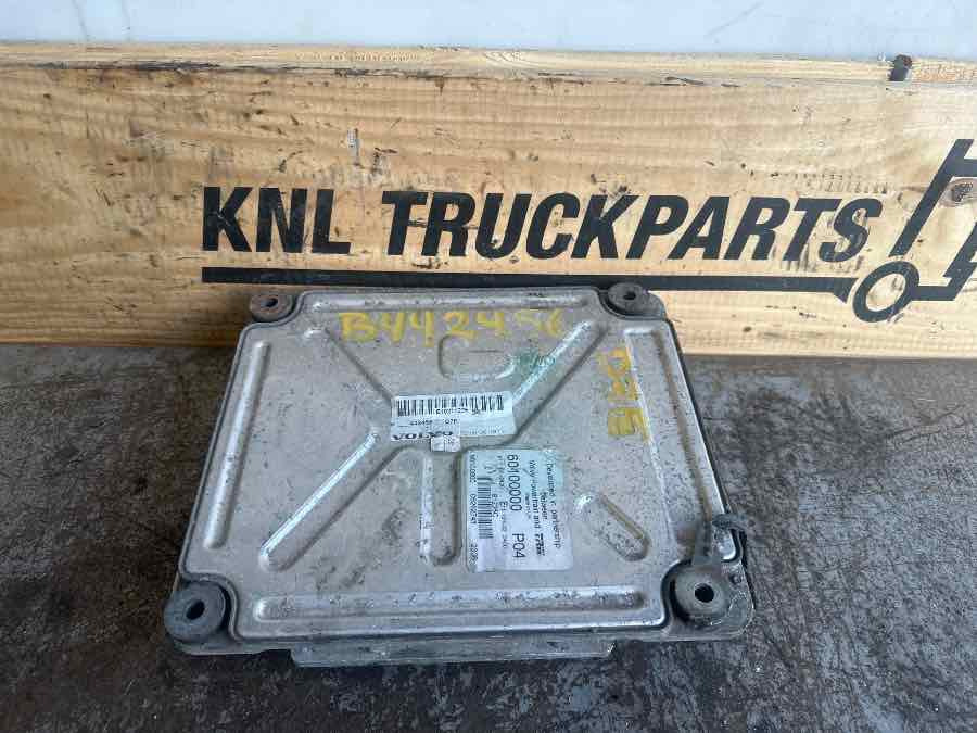 VOLVO ECU 60100000 P04 - Sistema eléctrico para Camión: foto 2 VOLVO ECU 60100000 P04 - Sistema eléctrico para Camión: foto 2