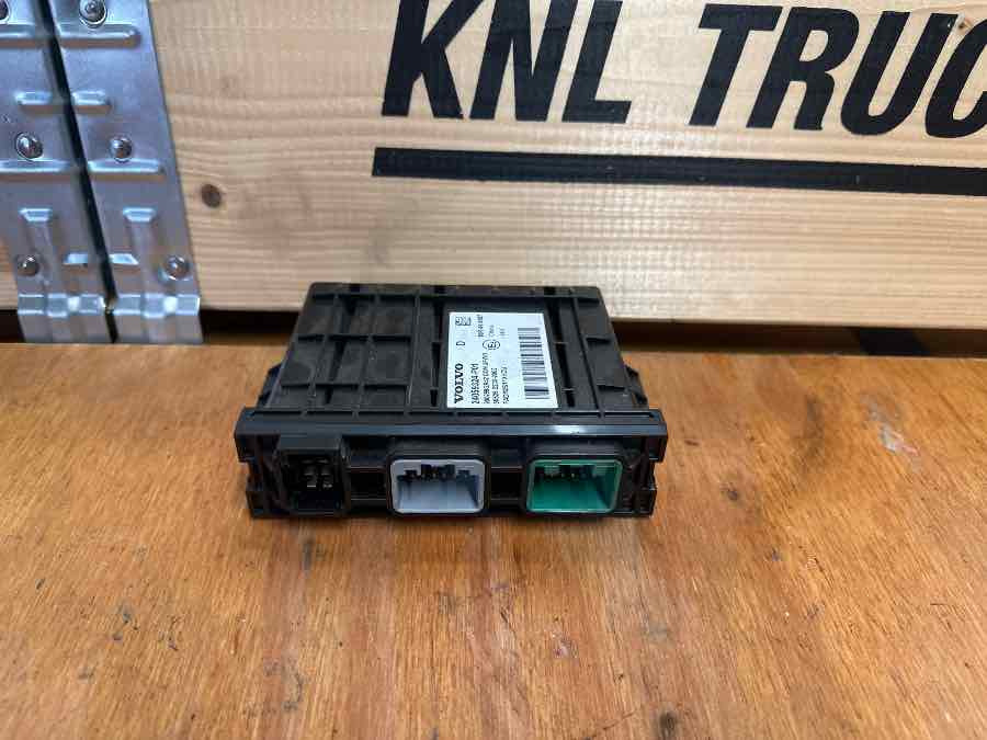 VOLVO ECU CONTROL UNIT 24059324 - Sistema eléctrico para Camión: foto 1 VOLVO ECU CONTROL UNIT 24059324 - Sistema eléctrico para Camión: foto 1