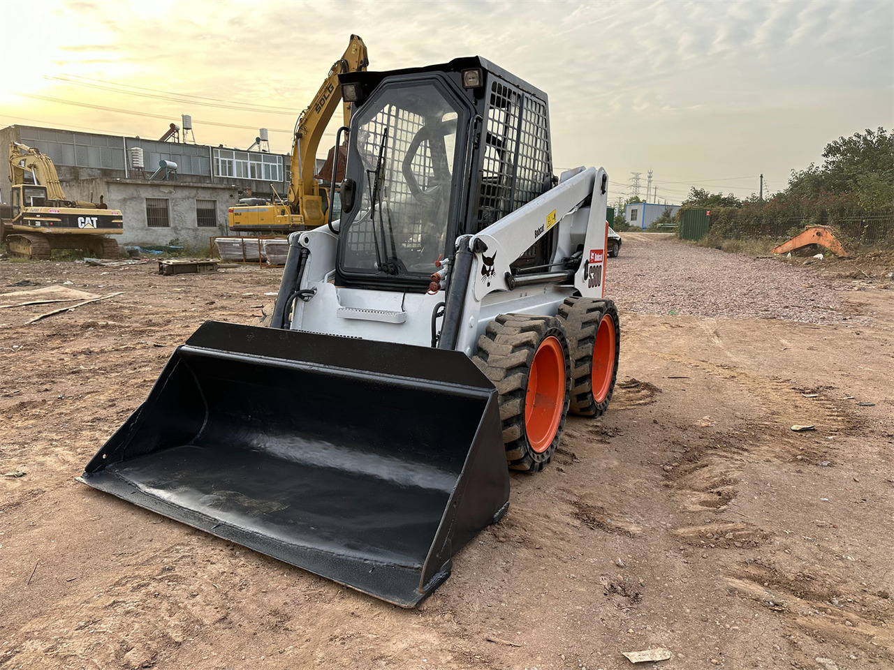 BOBCAT S300 - Minicargadora: foto 2 BOBCAT S300 - Minicargadora: foto 2